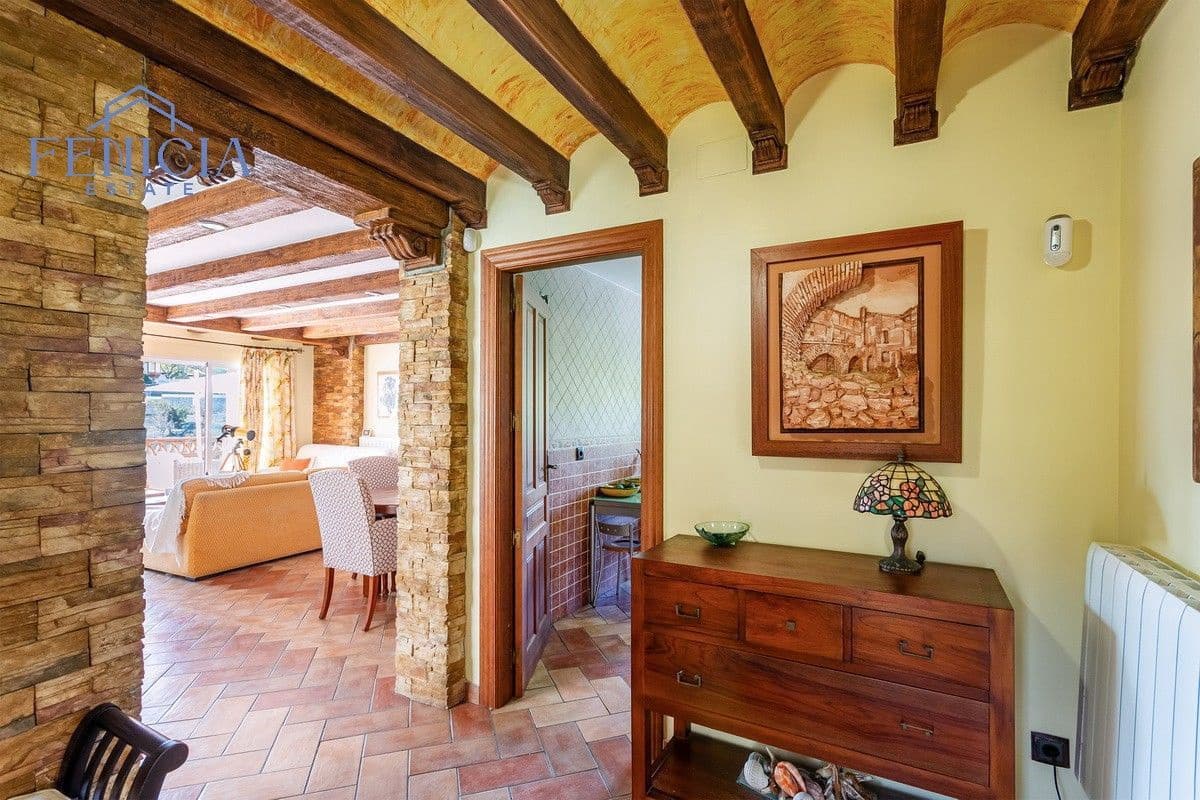 5 makuuhuone Huvila myytävänä paikassa Almunecar mukana 
autotalli - 950 000 € (Ref: 9655705)