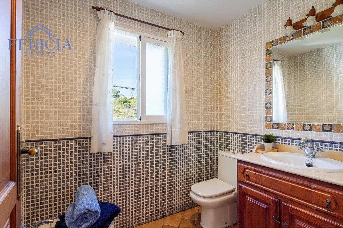 5 makuuhuone Huvila myytävänä paikassa Almunecar mukana 
autotalli - 950 000 € (Ref: 9655705)