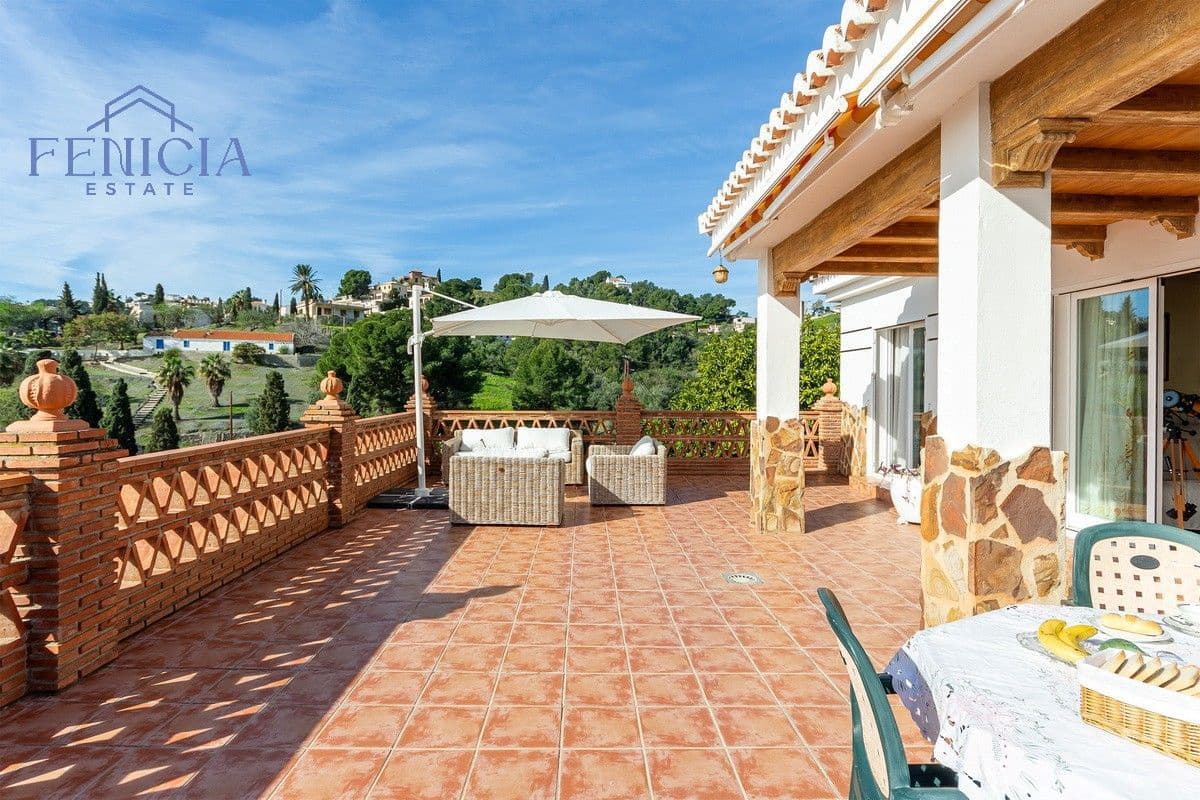 5 makuuhuone Huvila myytävänä paikassa Almunecar mukana 
autotalli - 950 000 € (Ref: 9655705)