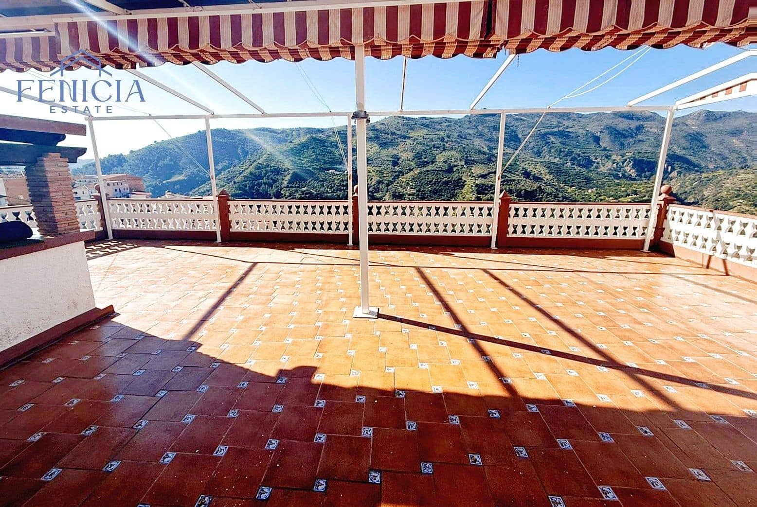 7 slaapkamer Huis te koop in Otivar - € 630.000 (Ref: 9655706)