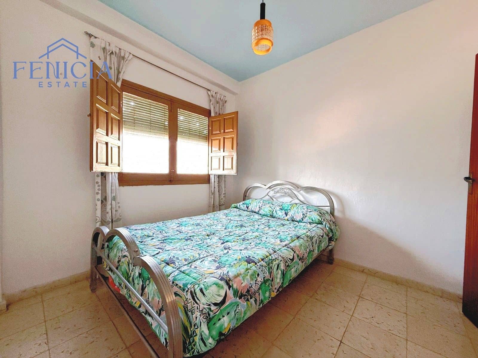 5 bedroom Townhouse for sale in Otivar - € 165,000 (Ref: 9700478)