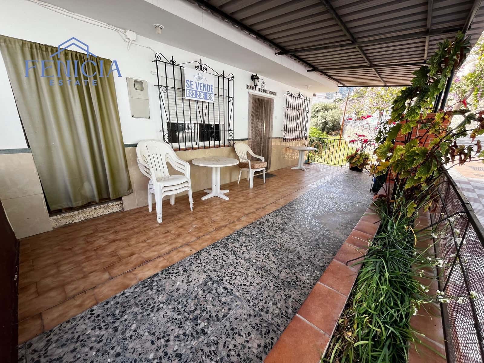 5 bedroom Townhouse for sale in Otivar - € 165,000 (Ref: 9700478)