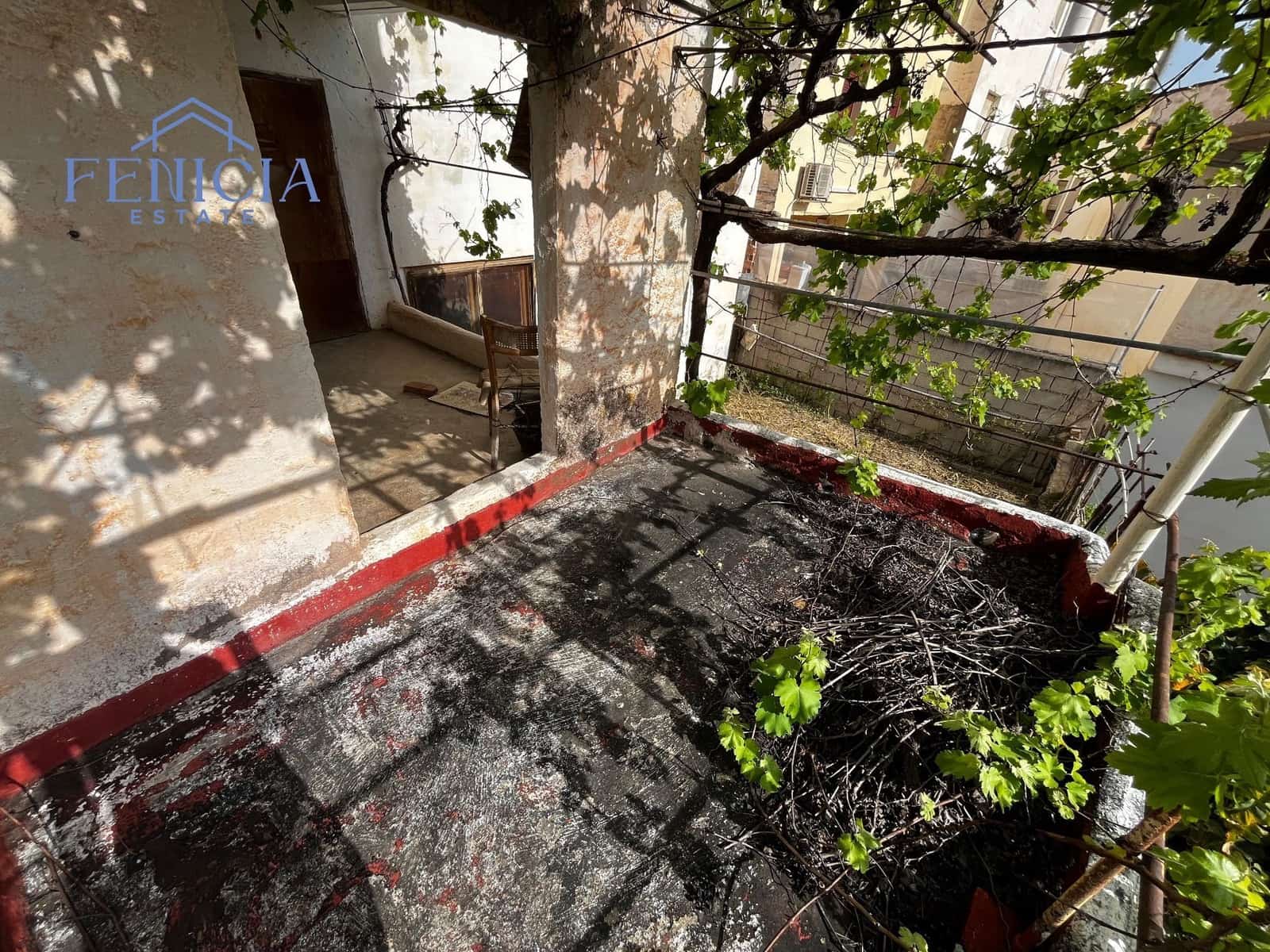 5 bedroom Townhouse for sale in Otivar - € 165,000 (Ref: 9700478)