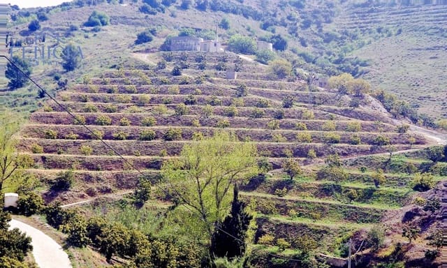 Finca/Landehus til salg i Itrabo - € 125.000 (Ref: 9788019)