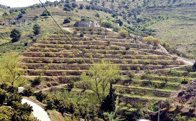 Finca/Landehus til salg i Itrabo - € 125.000 (Ref: 9788019)