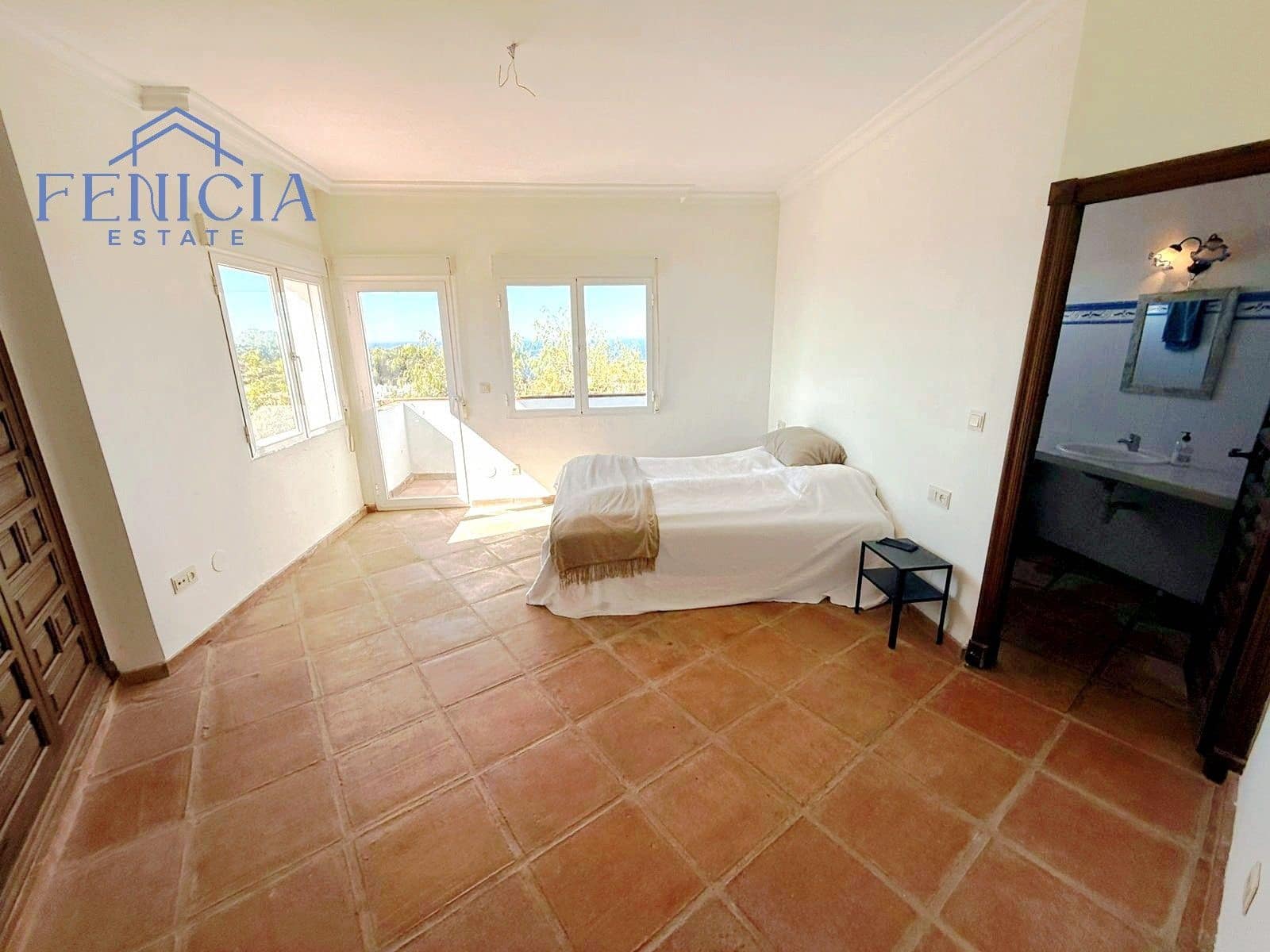 7 makuuhuone Huvila myytävänä paikassa Almunecar mukana uima-altaan 
autotalli - 930 000 € (Ref: 9788020)