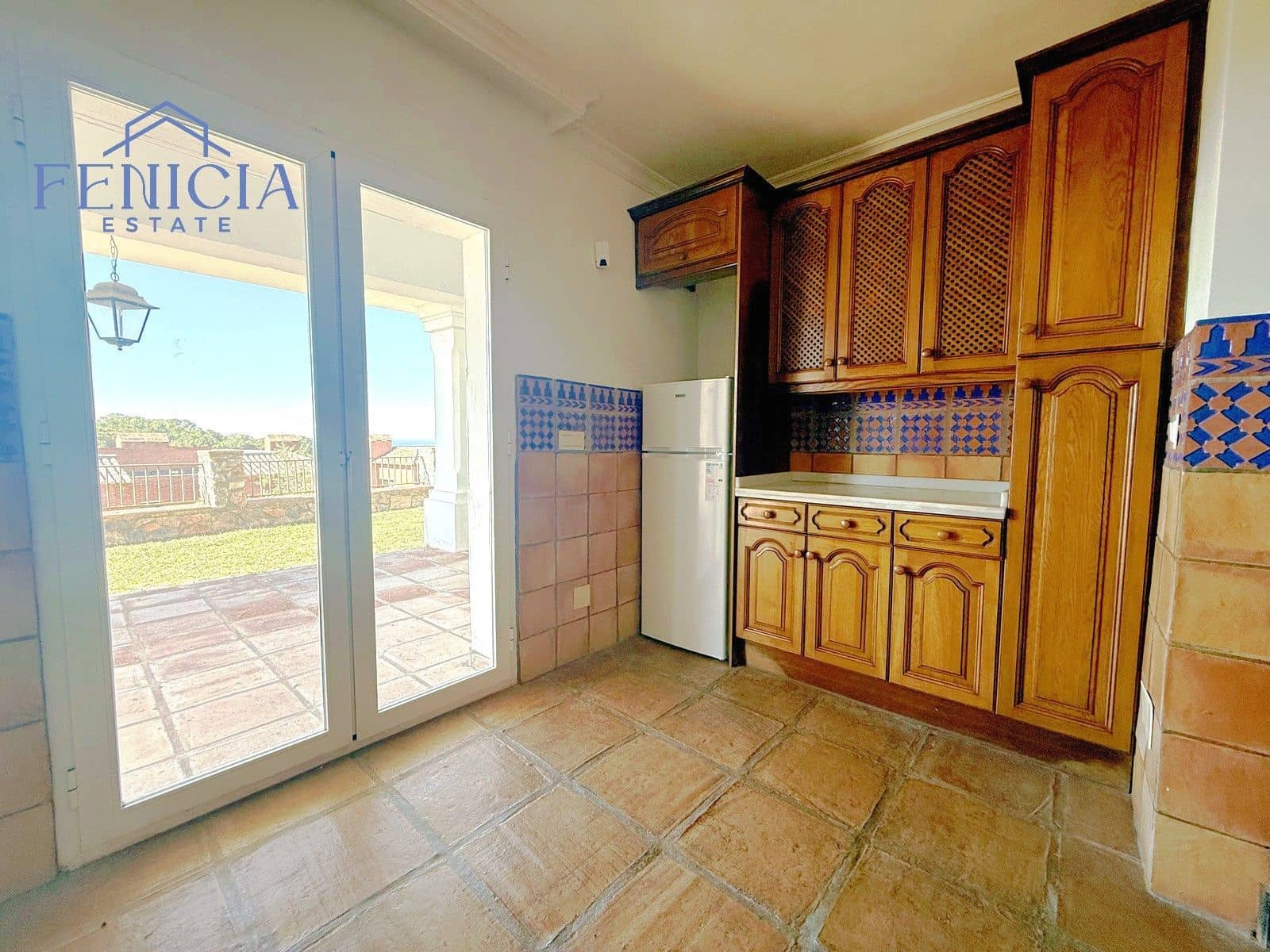 7 makuuhuone Huvila myytävänä paikassa Almunecar mukana uima-altaan 
autotalli - 930 000 € (Ref: 9788020)