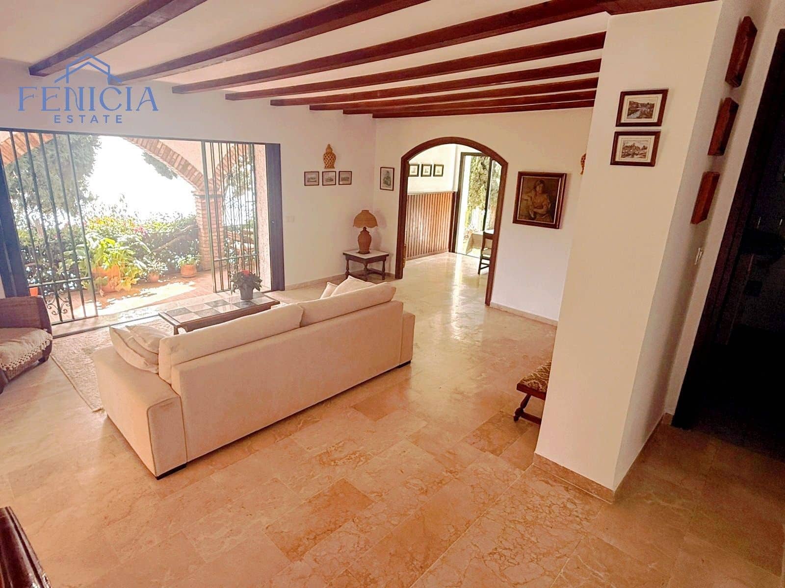 3 sypialnia Willa na sprzedaż w Almunecar z basenem garażem - 650 000 € (Ref: 9790295)