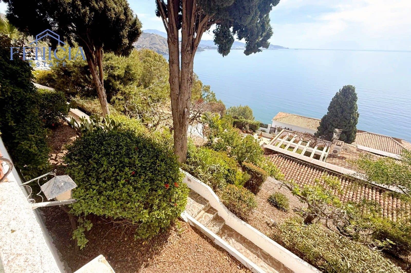 3 sypialnia Willa na sprzedaż w Almunecar z basenem garażem - 650 000 € (Ref: 9790295)