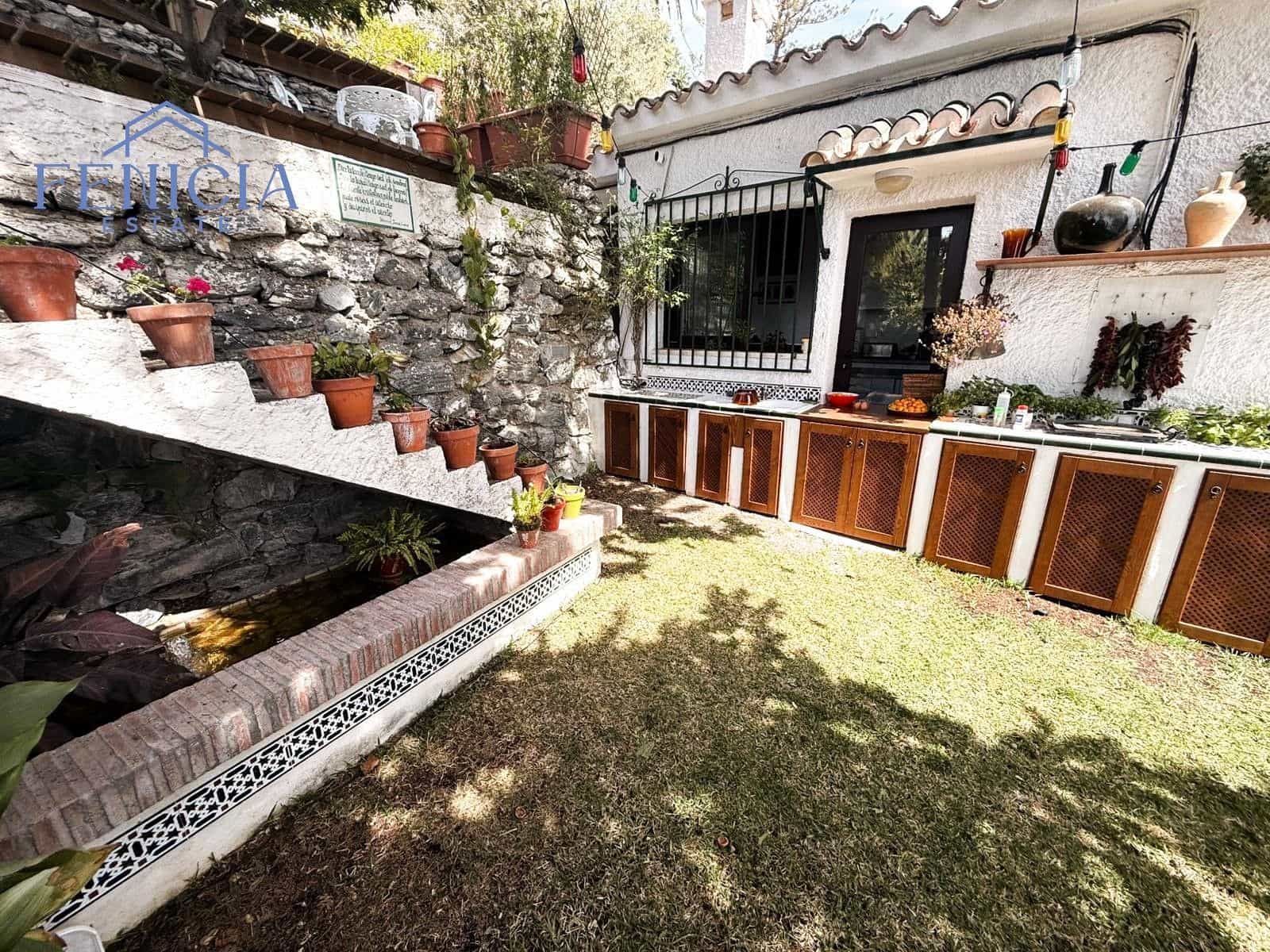 3 sypialnia Willa na sprzedaż w Almunecar z basenem garażem - 650 000 € (Ref: 9790295)