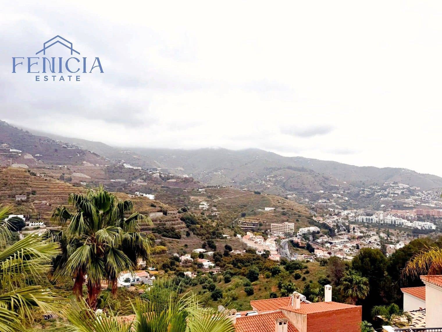 2 bedroom Flat for sale in Almunecar with pool garage - € 198,000 (Ref: 9806167)