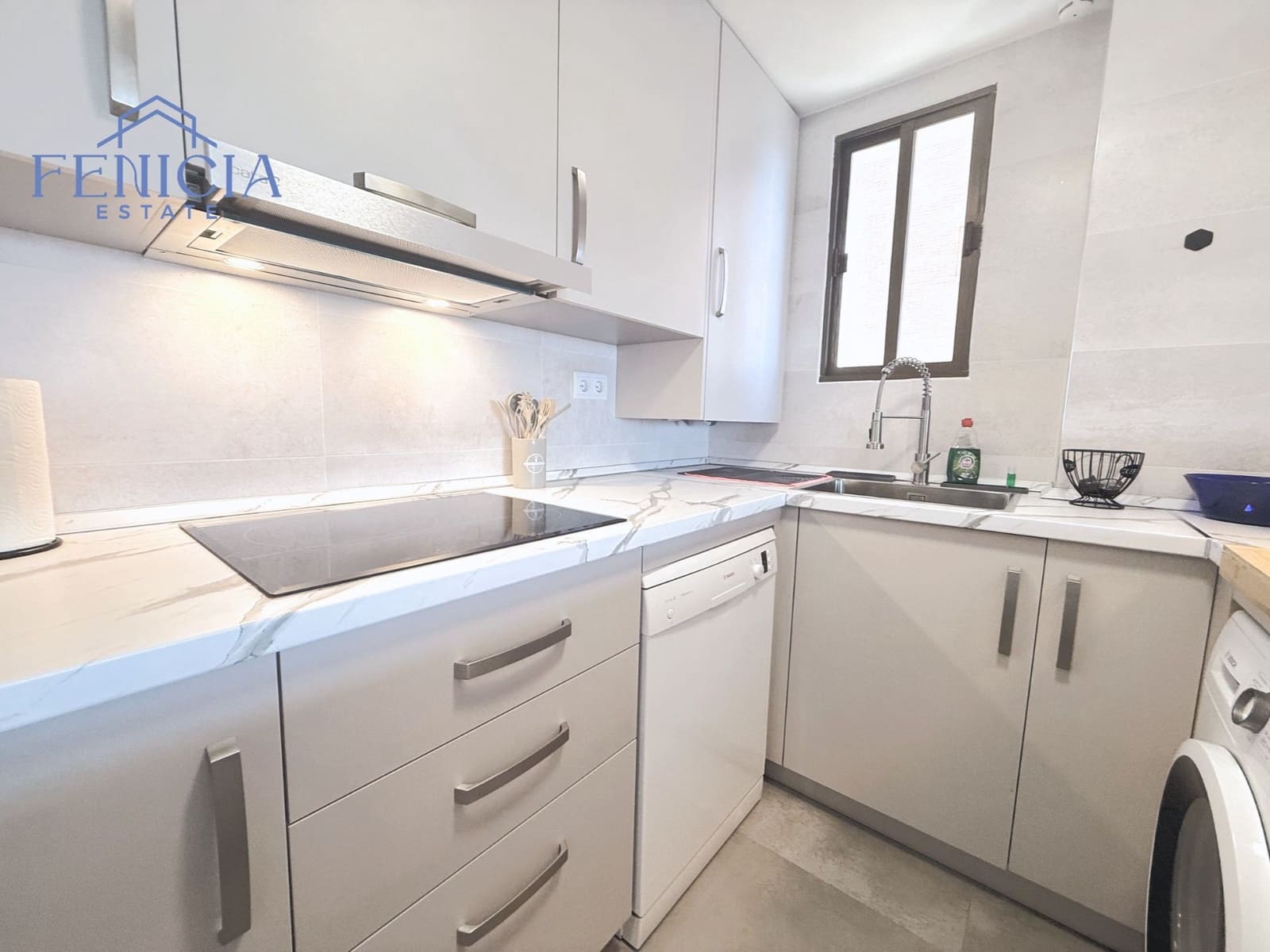 3 bedroom Flat for sale in Almunecar - € 465,000 (Ref: 9815599)