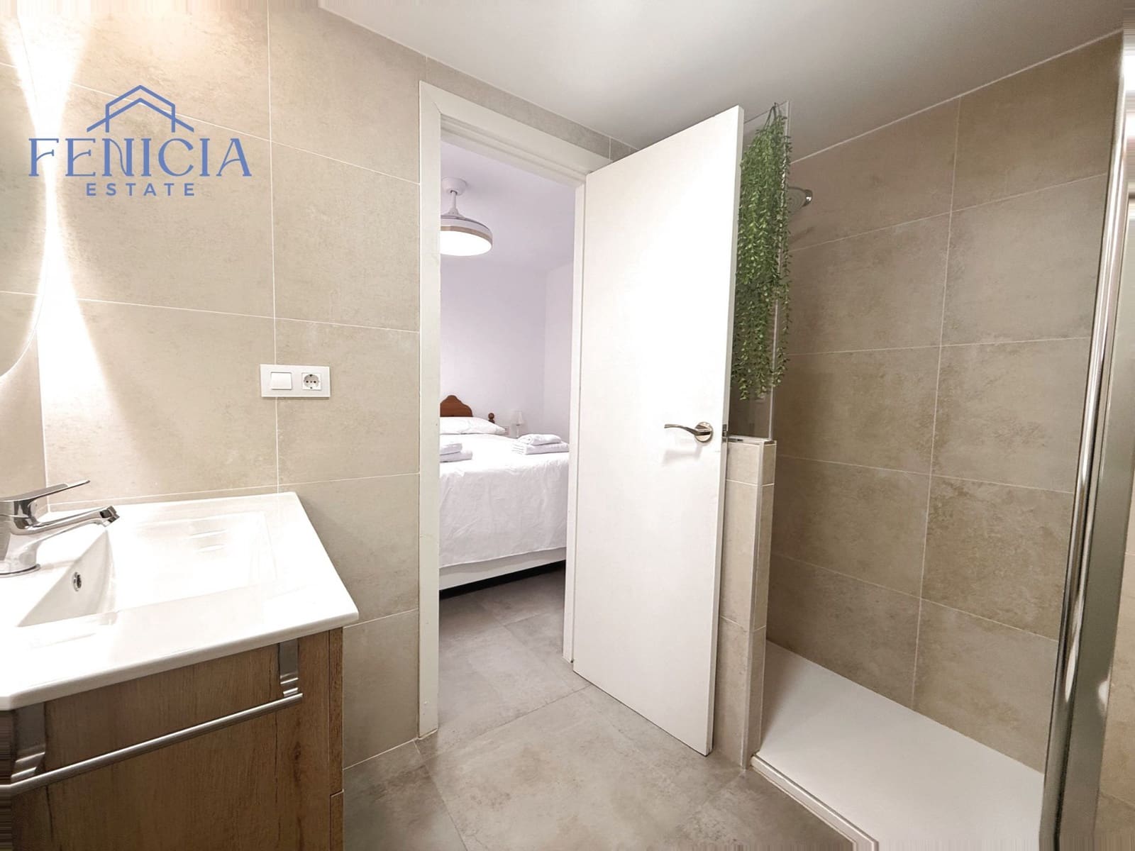 3 bedroom Flat for sale in Almunecar - € 465,000 (Ref: 9815599)