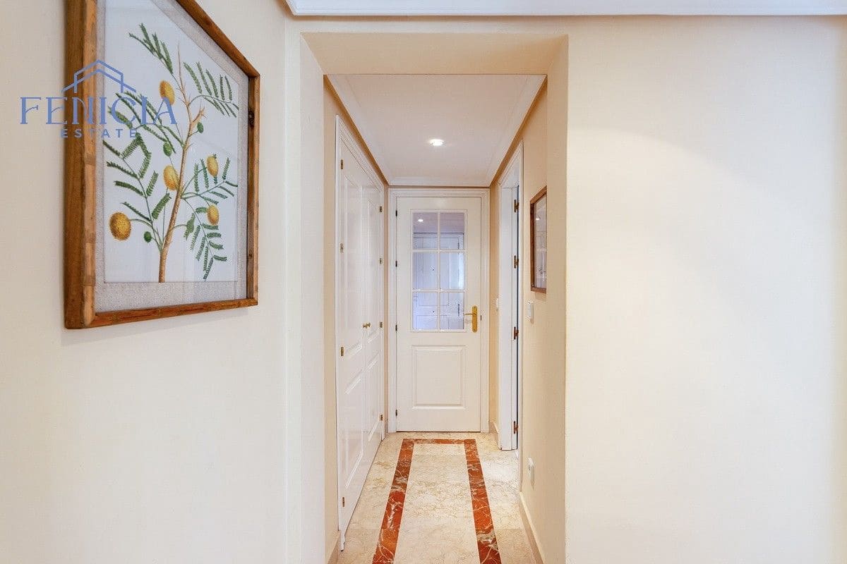 2 bedroom Flat for sale in Almunecar with pool garage - € 350,000 (Ref: 9835260)