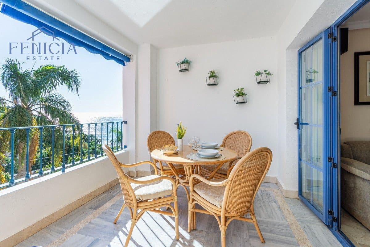 2 bedroom Flat for sale in Almunecar with pool garage - € 350,000 (Ref: 9835260)