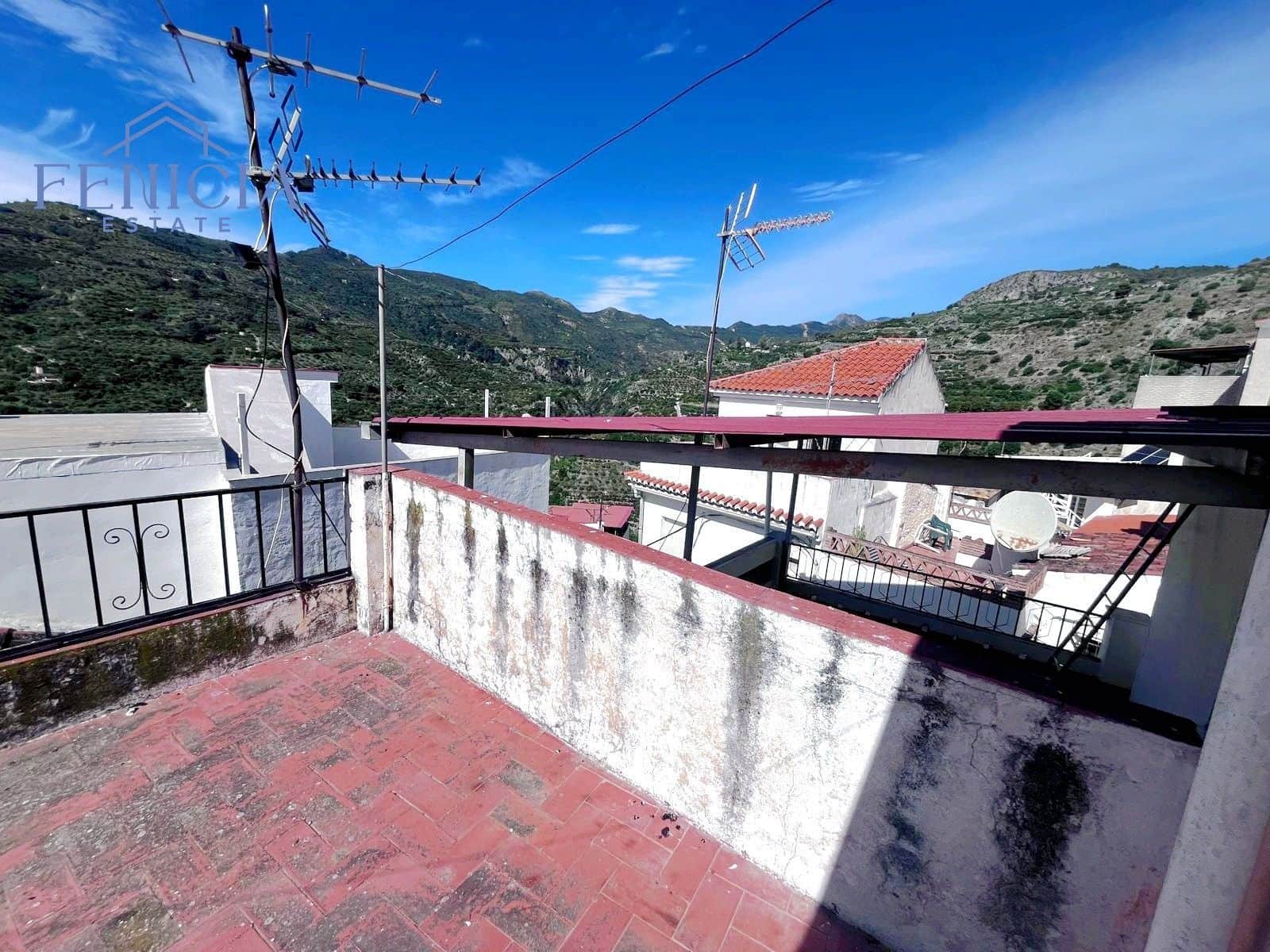 3 bedroom Townhouse for sale in Otivar - € 50,000 (Ref: 9838930)