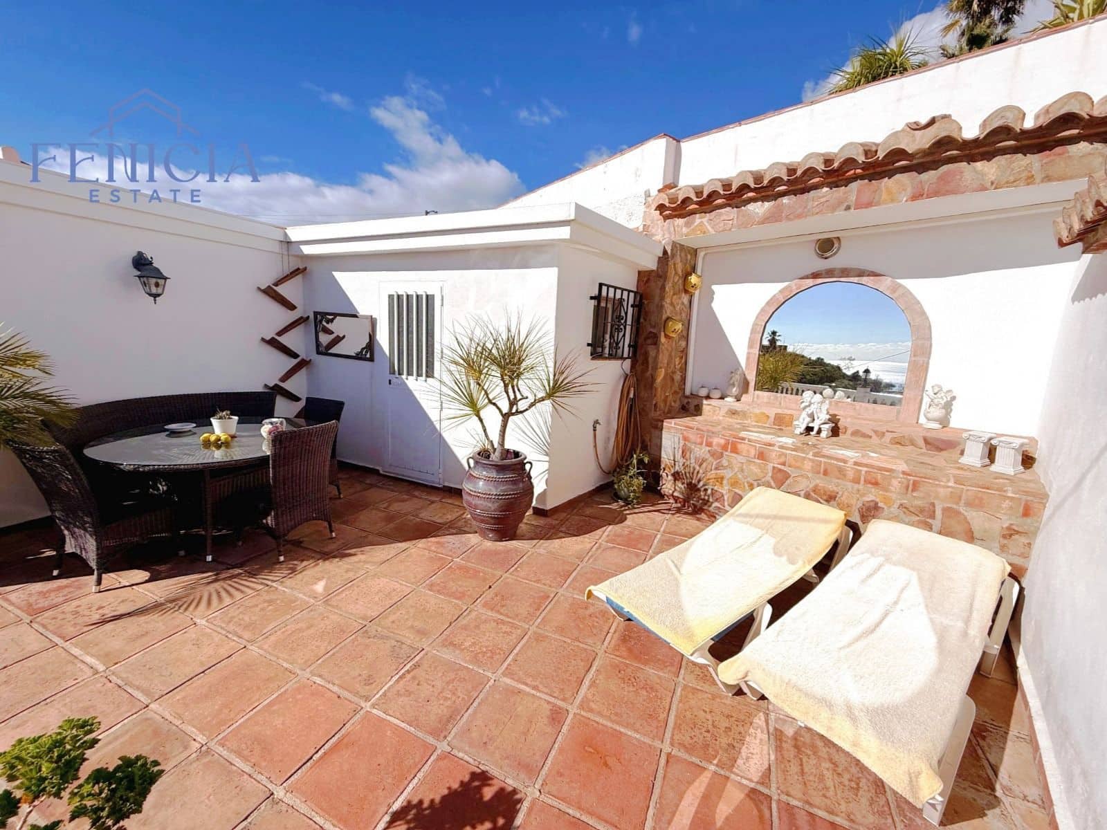 3 bedroom Villa for sale in Almunecar with garage - € 550,000 (Ref: 9849047)