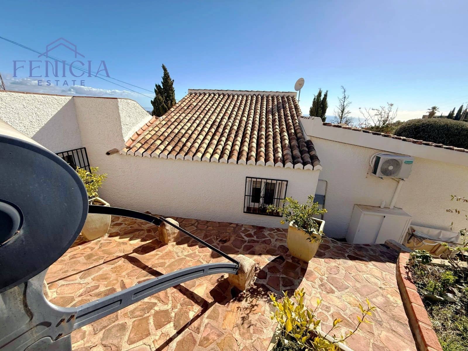 3 bedroom Villa for sale in Almunecar with garage - € 550,000 (Ref: 9849047)