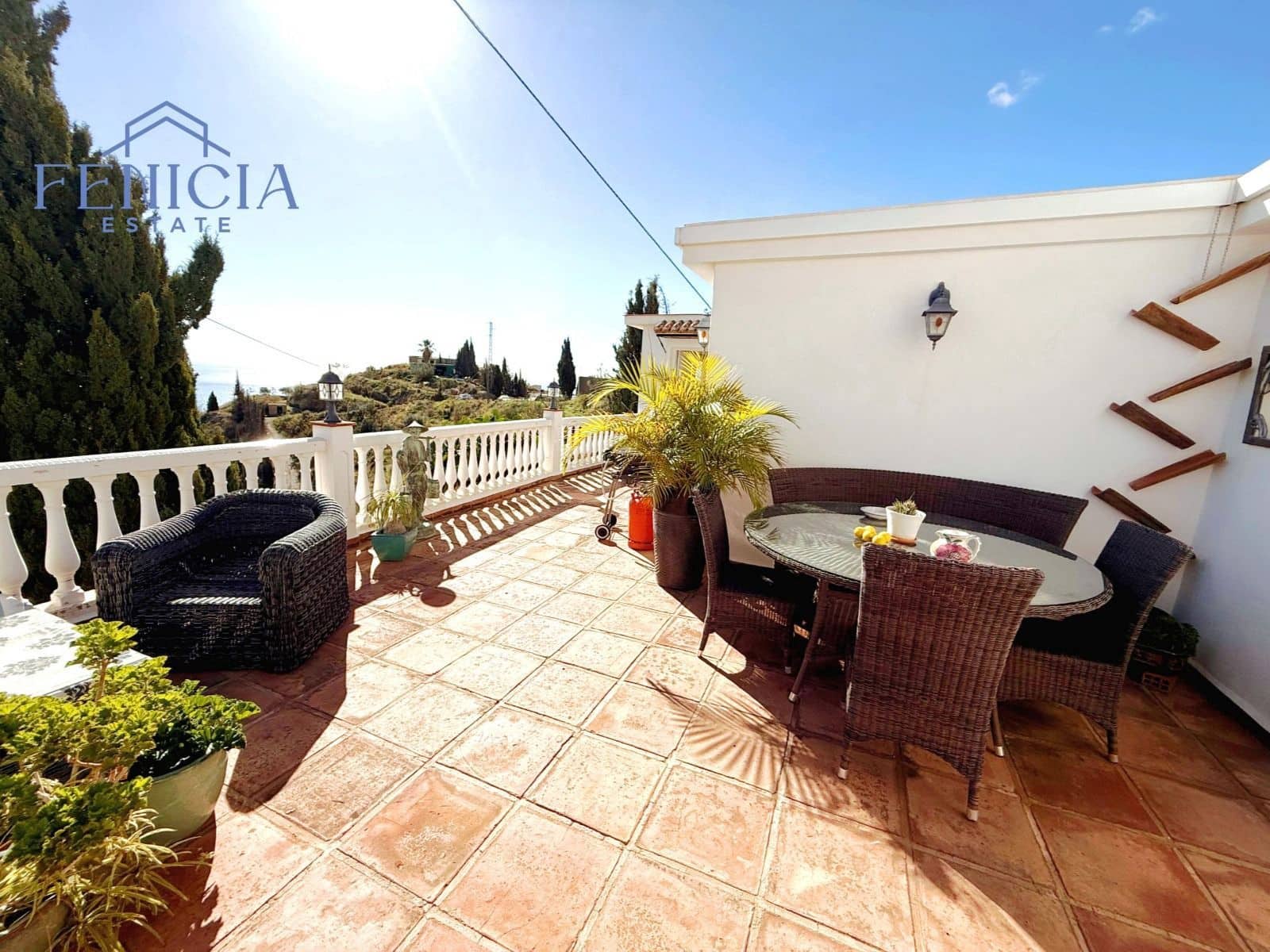 3 bedroom Villa for sale in Almunecar with garage - € 550,000 (Ref: 9849047)