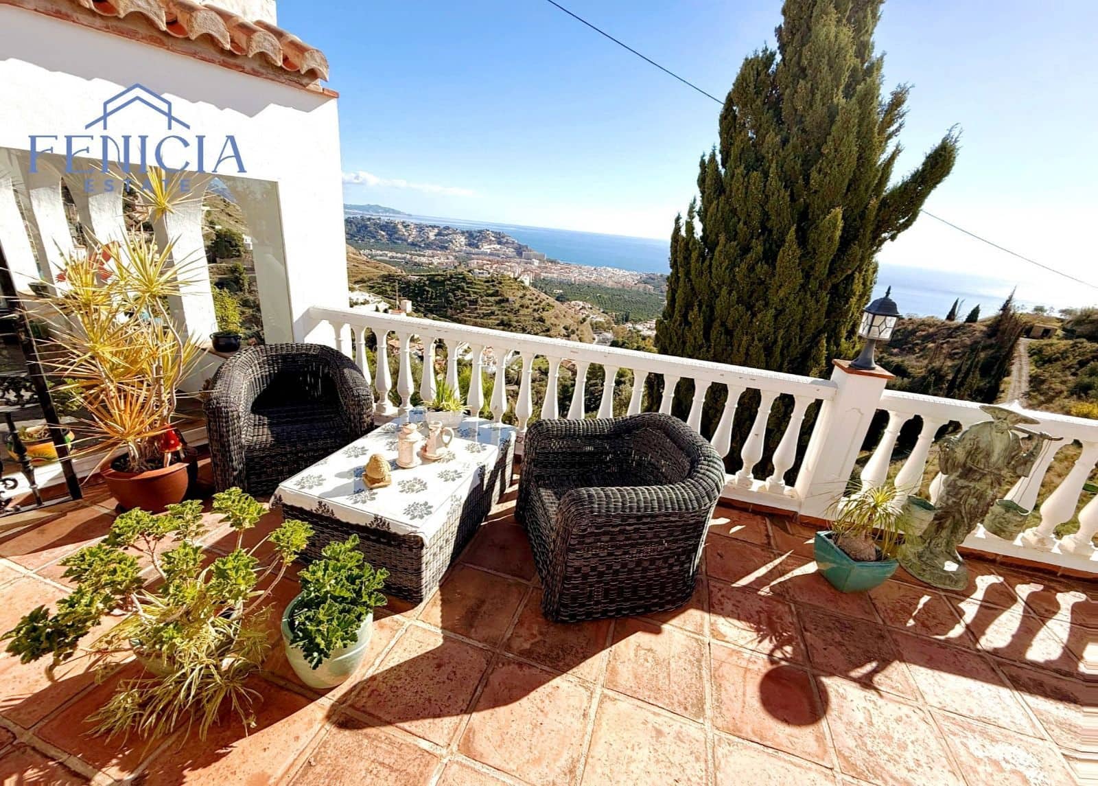 3 bedroom Villa for sale in Almunecar with garage - € 550,000 (Ref: 9849047)