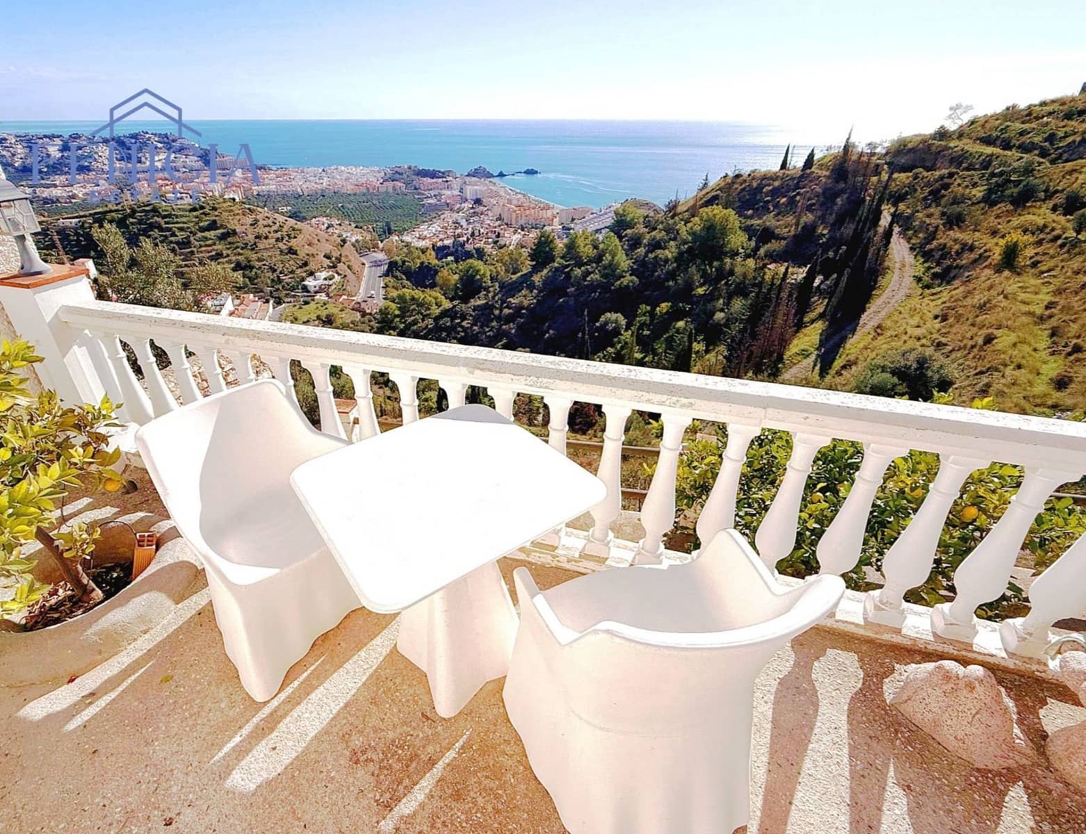 3 bedroom Villa for sale in Almunecar with garage - € 550,000 (Ref: 9849047)