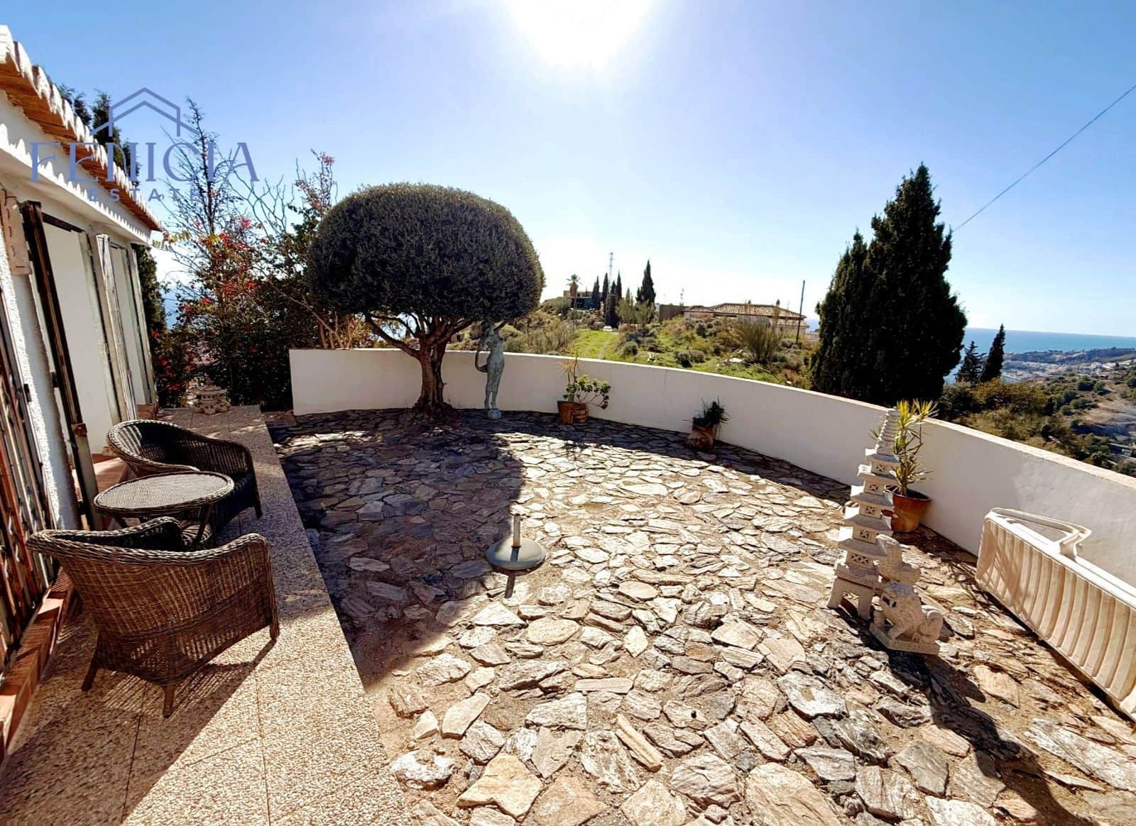 3 bedroom Villa for sale in Almunecar with garage - € 550,000 (Ref: 9849047)