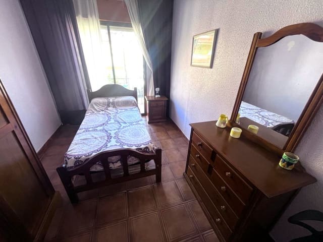 3 makuuhuone Asunto vuokrattavana paikassa Almuñécar - 700 € (Ref: 9856346)
