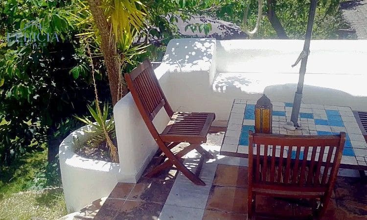 6 bedroom Townhouse for sale in Otivar with pool garage - € 280,000 (Ref: 9866553)