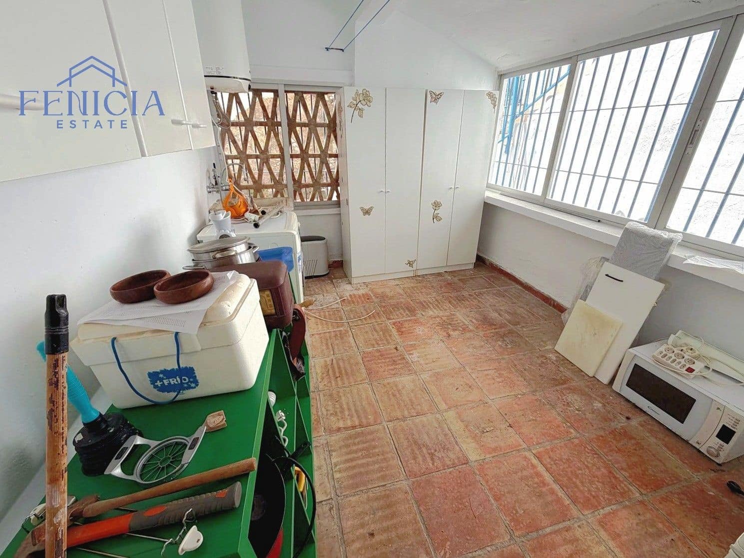 3 bedroom Villa for sale in La Herradura with pool garage - € 590,000 (Ref: 9869844)