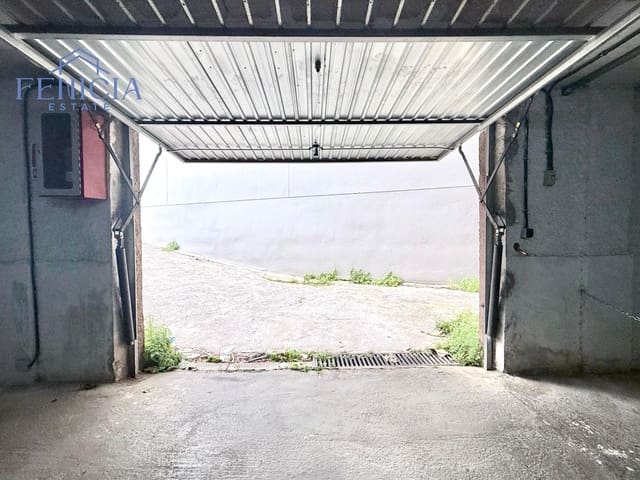 Garage til salg i Almuñécar - € 60.000 (Ref: 9889767)