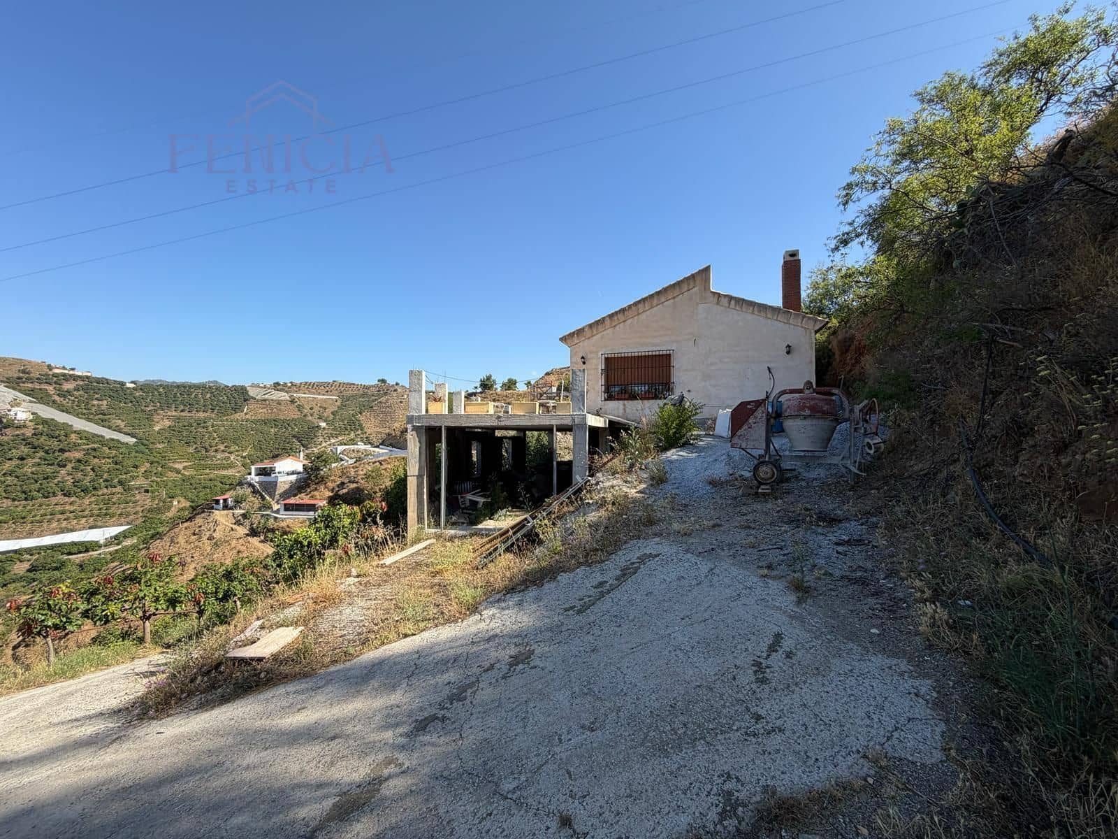 3 soverom Hus til salgs i Itrabo med garasje - € 300 000 (Ref: 9910055)