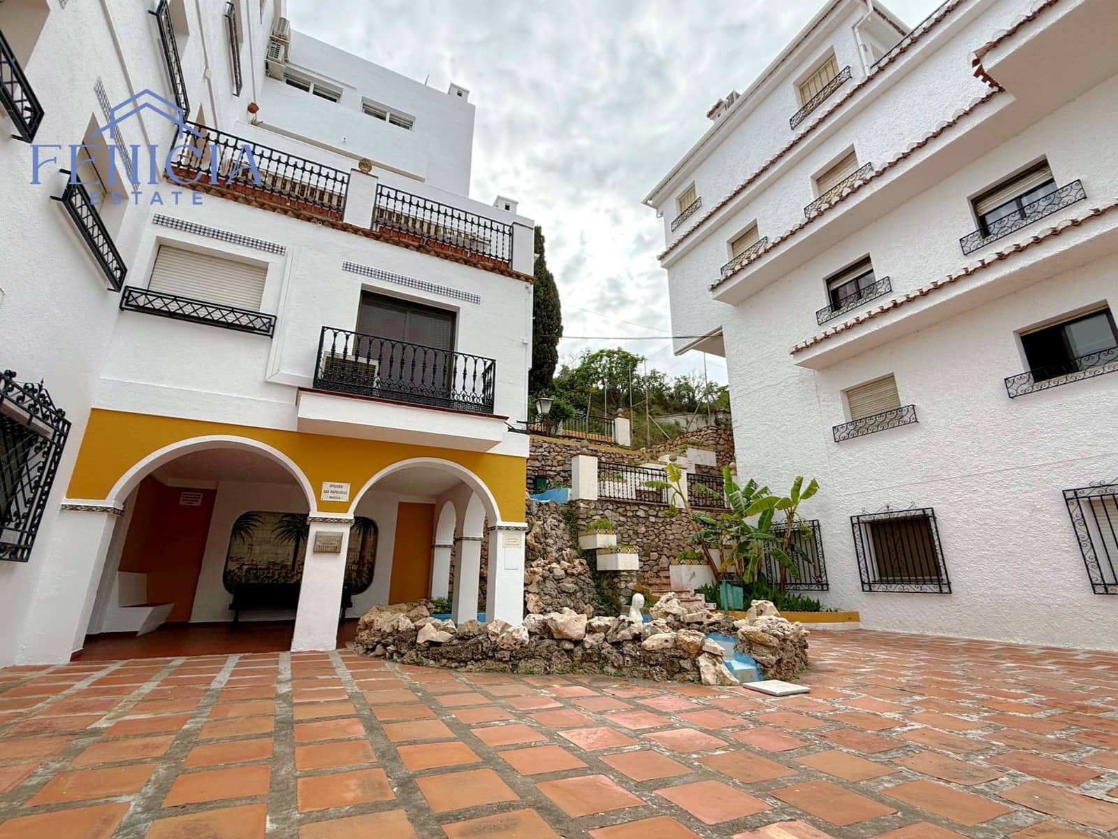 2 bedroom Flat for sale in Almunecar - € 149,000 (Ref: 9939375)