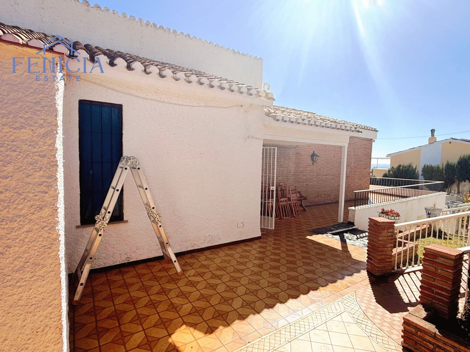 5 sovrum Villa till salu i Almunecar med pool garage - 1 780 000 € (Ref: 9945127)