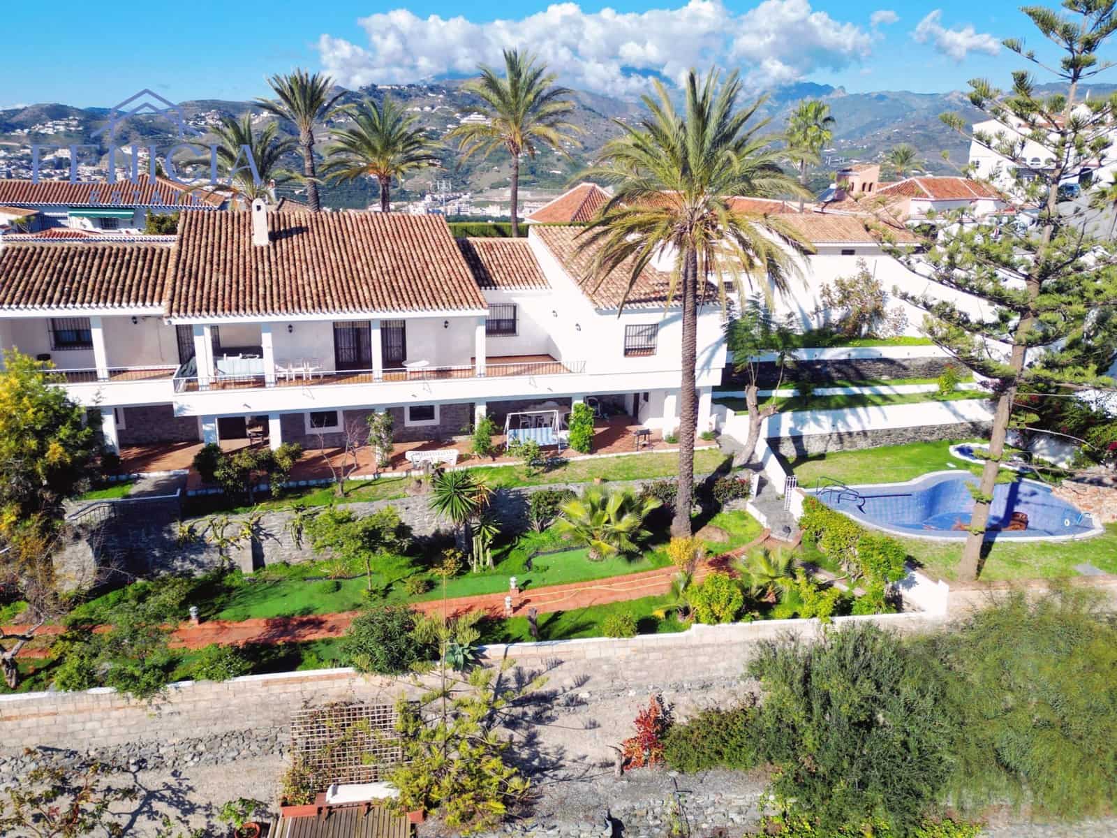 5 sovrum Villa till salu i Almunecar med pool garage - 1 780 000 € (Ref: 9945127)