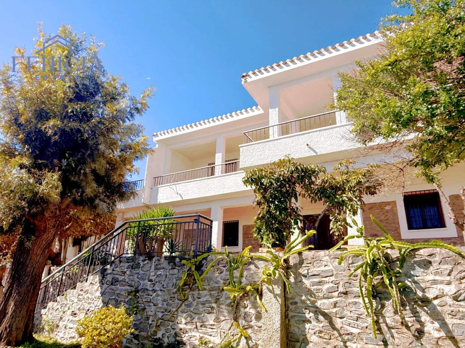 5 sovrum Villa till salu i Almunecar med pool garage - 1 780 000 € (Ref: 9945127)