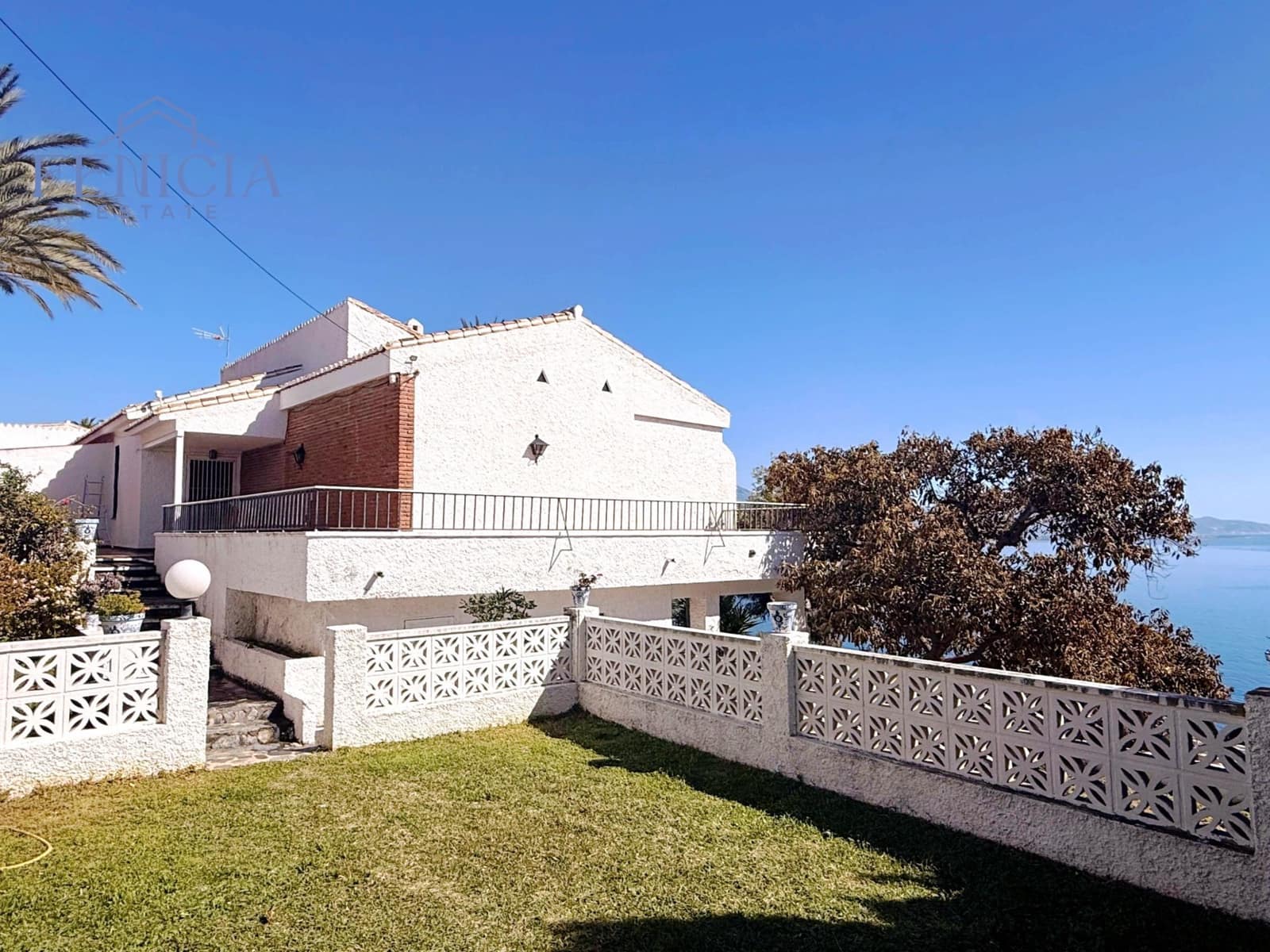 5 sovrum Villa till salu i Almunecar med pool garage - 1 780 000 € (Ref: 9945127)
