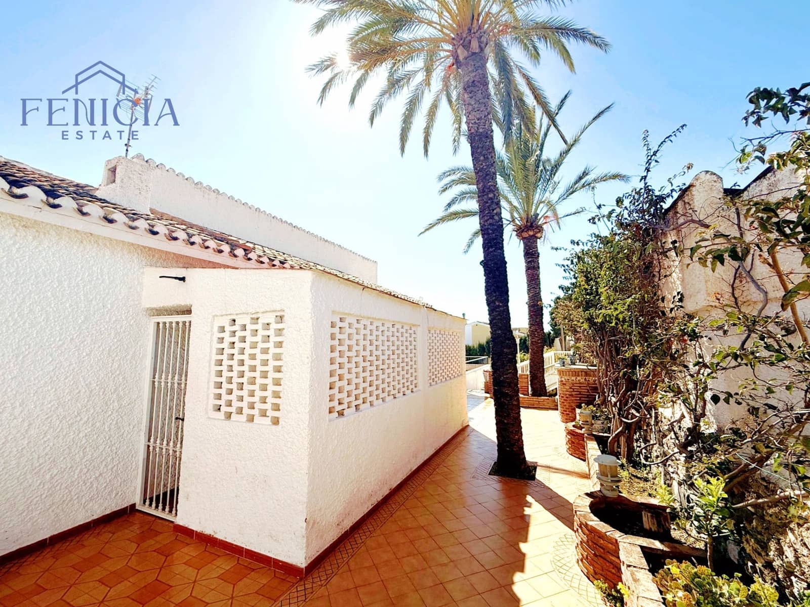 5 sovrum Villa till salu i Almunecar med pool garage - 1 780 000 € (Ref: 9945127)