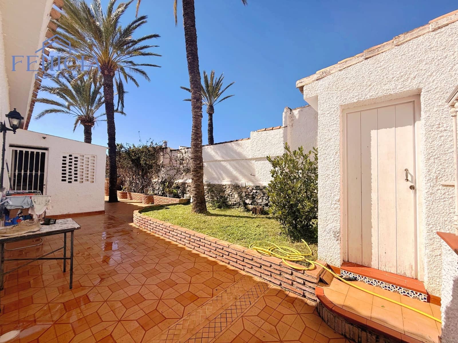5 sovrum Villa till salu i Almunecar med pool garage - 1 780 000 € (Ref: 9945127)