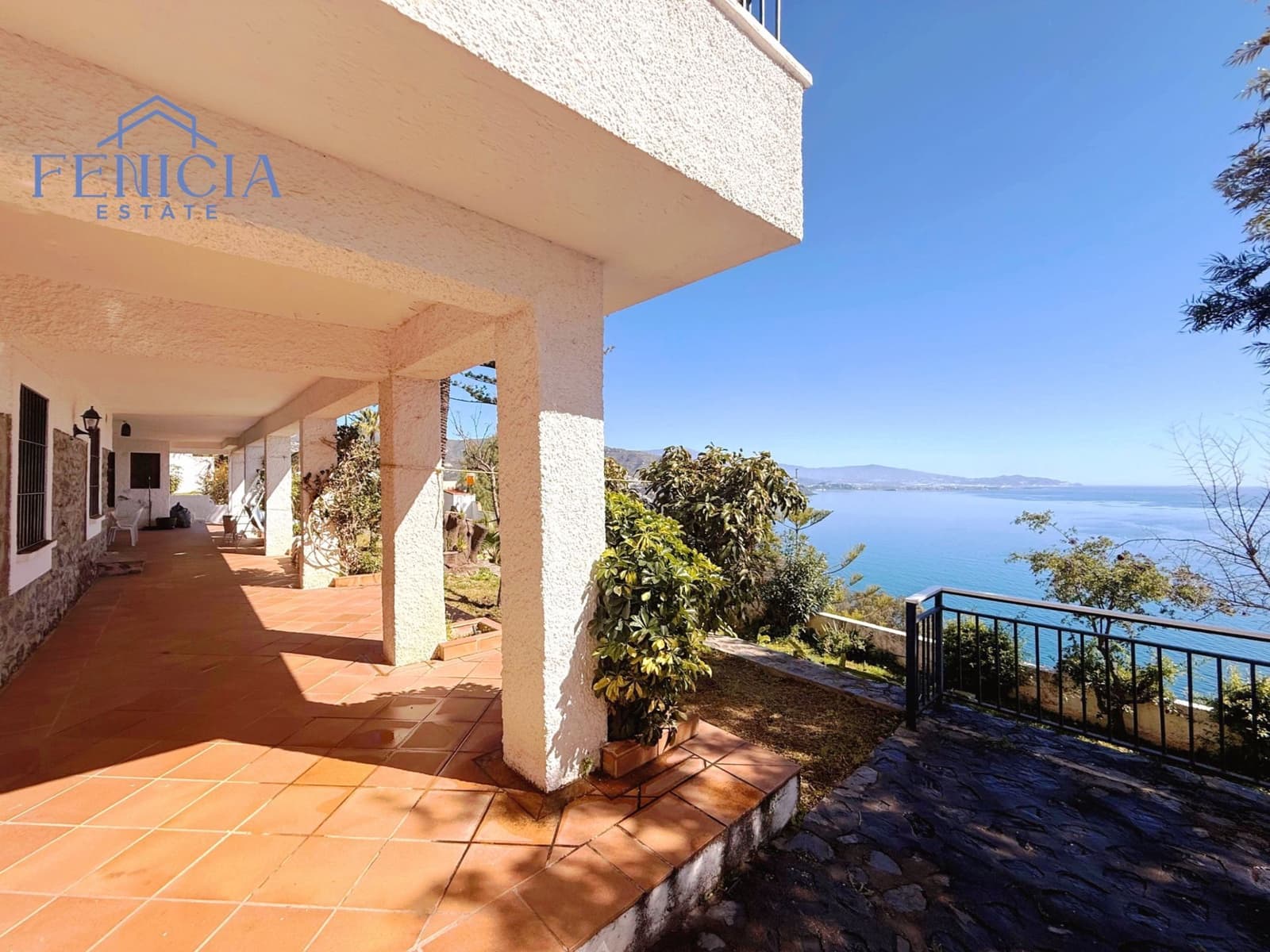 5 sovrum Villa till salu i Almunecar med pool garage - 1 780 000 € (Ref: 9945127)