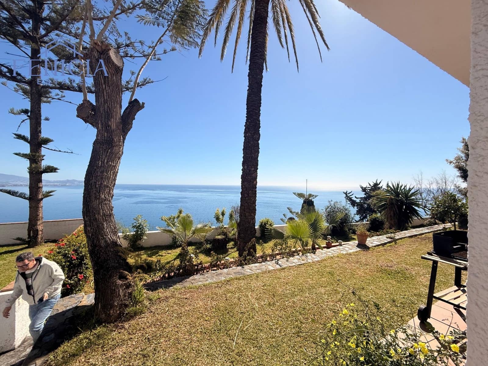 5 sovrum Villa till salu i Almunecar med pool garage - 1 780 000 € (Ref: 9945127)