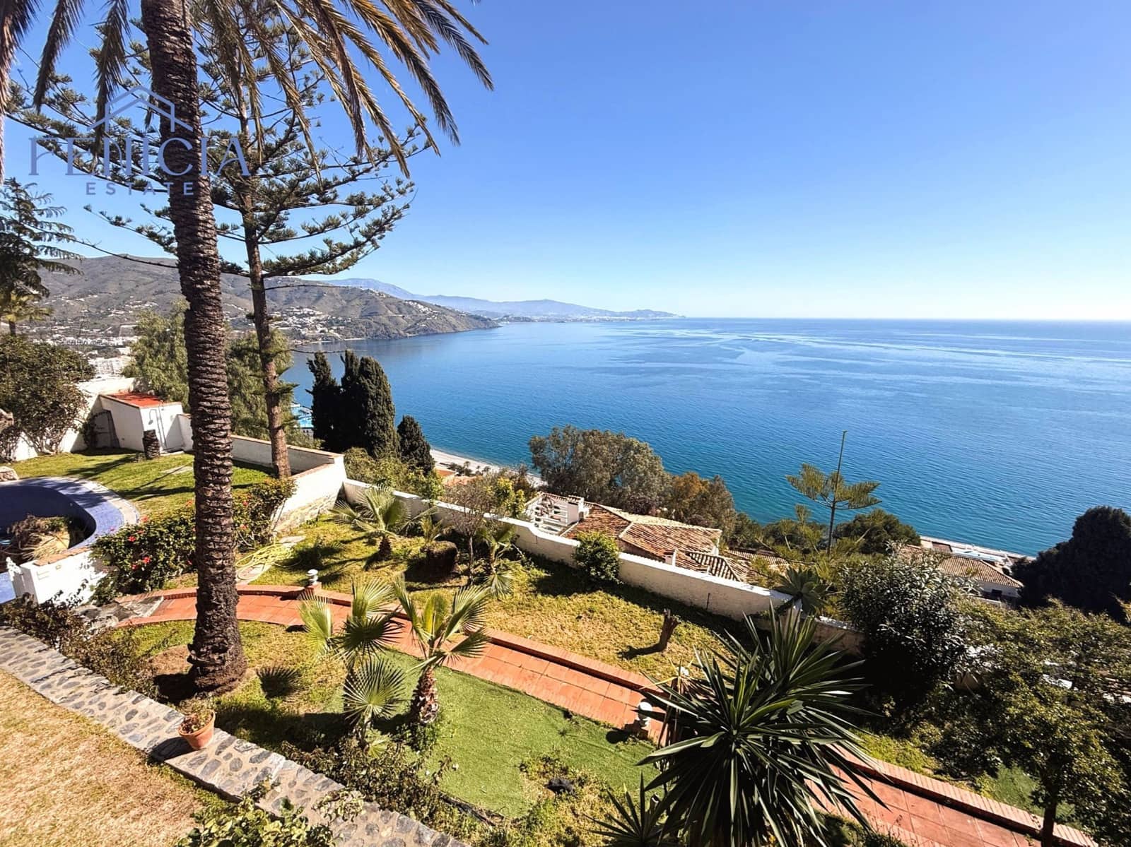 5 sovrum Villa till salu i Almunecar med pool garage - 1 780 000 € (Ref: 9945127)