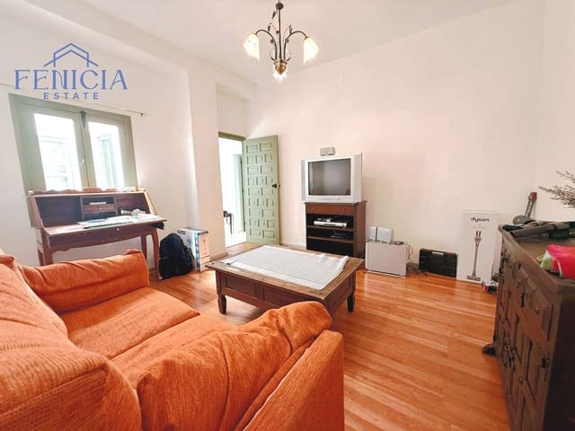 2 makuuhuone Omakotitalo vuokrattavana paikassa Jete - 700 € (Ref: 9953751)