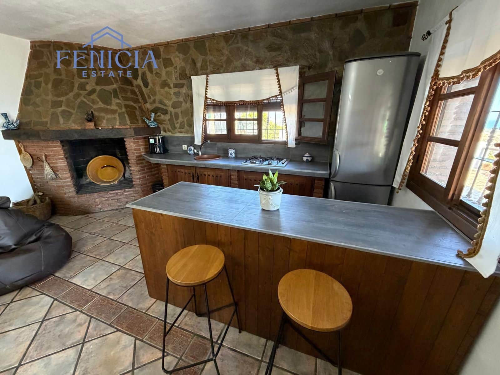 1 soveværelse Finca/Landehus til leje i Almunecar med garage - € 1.000 (Ref: 9967175)