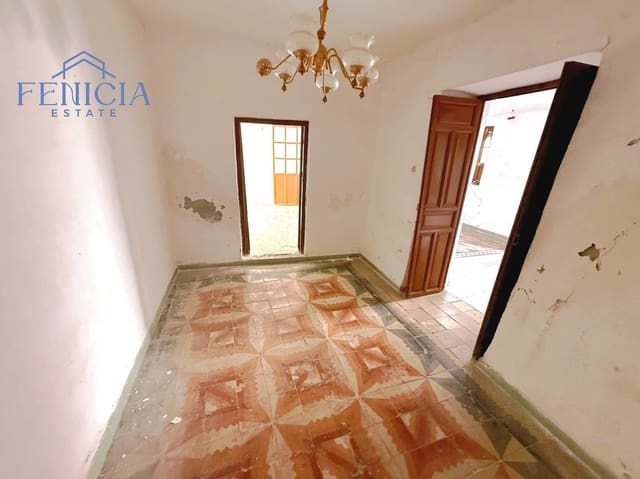 Casa de 5 habitaciones en Jete en venta - 105.000 € (Ref: 9976812)