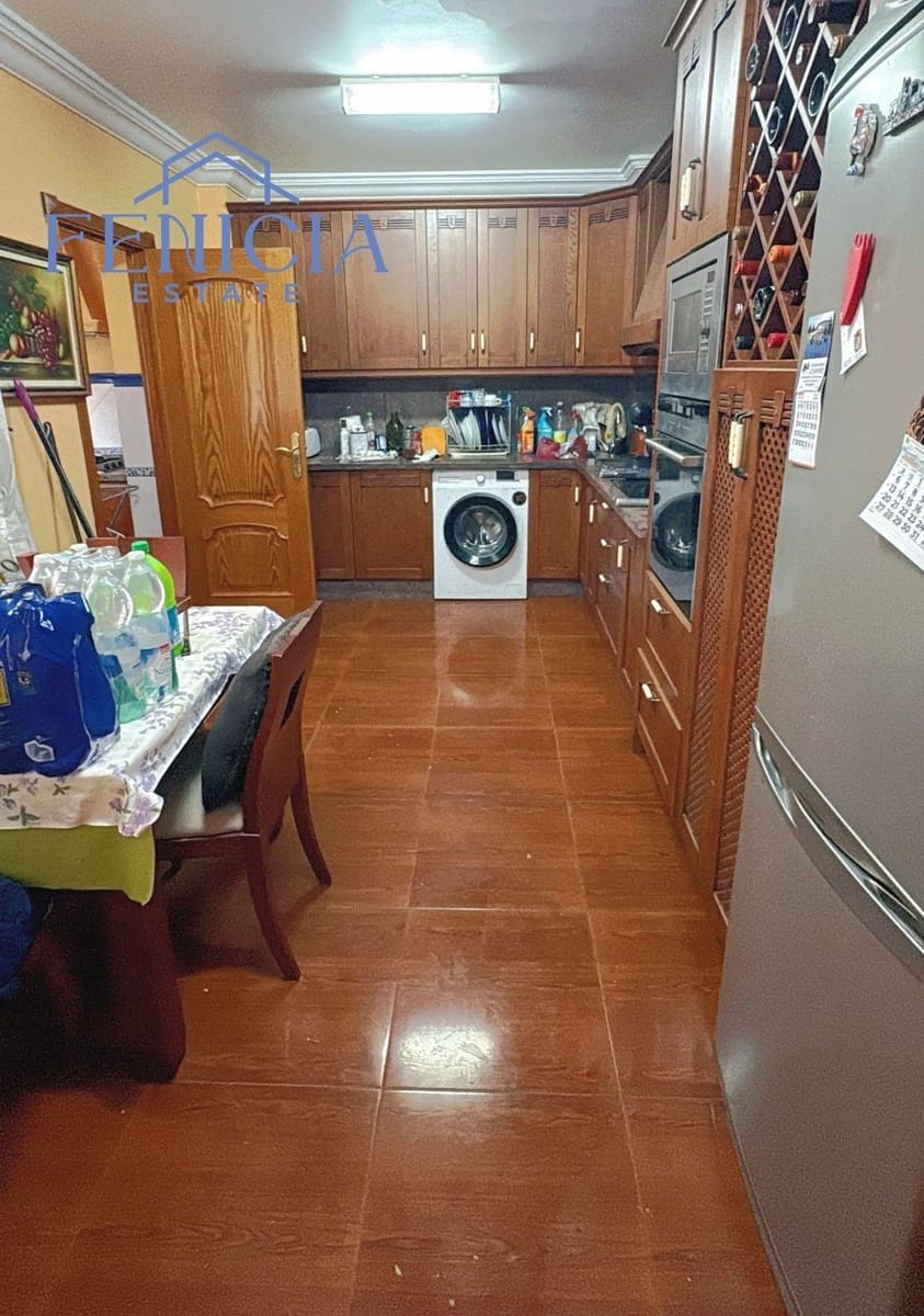 4 chambre Maison de Ville à vendre à Jete - 375 000 € (Ref: 9978178)