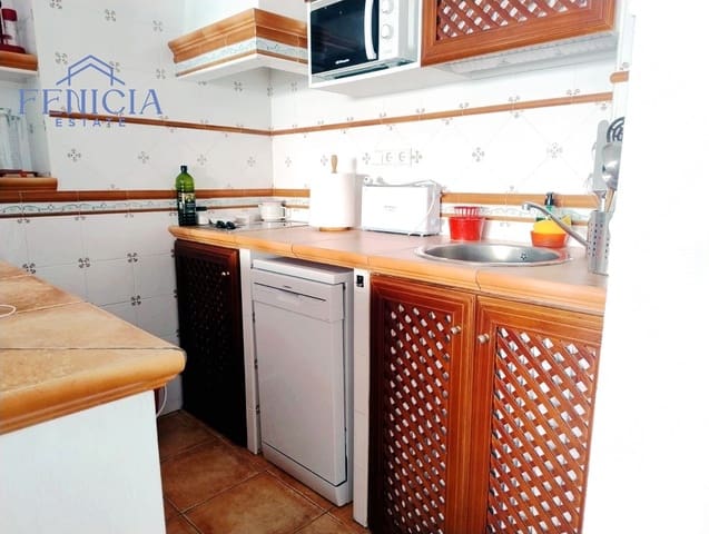 1 slaapkamer Flat te huur in Almuñécar - € 650 (Ref: 9986419)