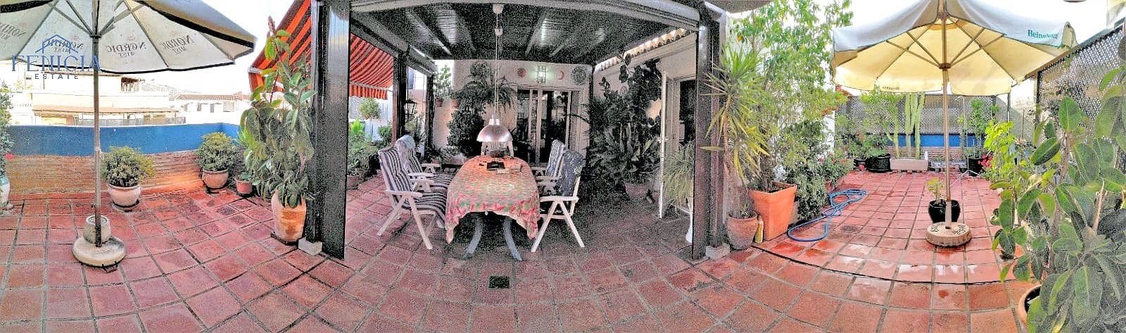 Ático de 3 habitaciones en La Herradura en venta - 394.000 € (Ref: 9996632)