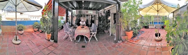 Ático de 3 habitaciones en La Herradura, Almuñécar en venta - 394.000 € (Ref: 9996632)