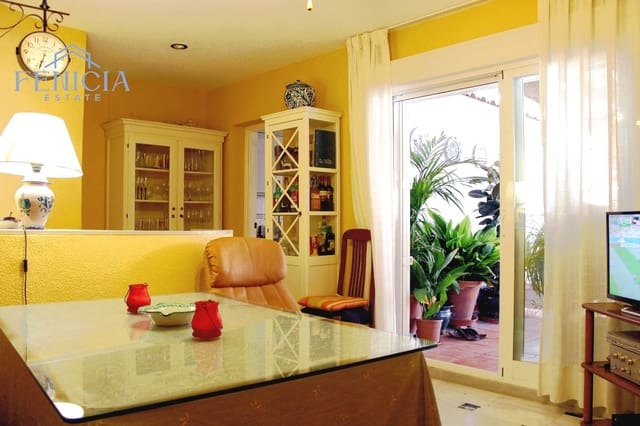 Ático de 3 habitaciones en La Herradura, Almuñécar en venta - 394.000 € (Ref: 9996632)