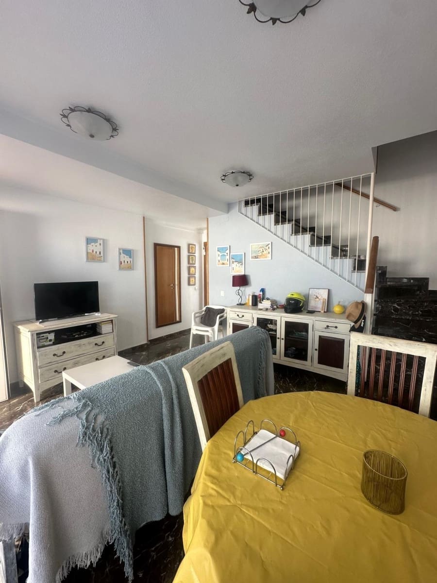 2 sovrum Lägenhet till salu i Isla Plana - 180 000 € (Ref: 9024739)